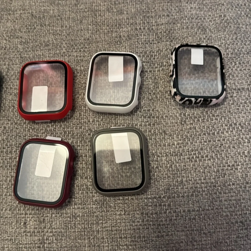 Apple Watch 7 face covers new